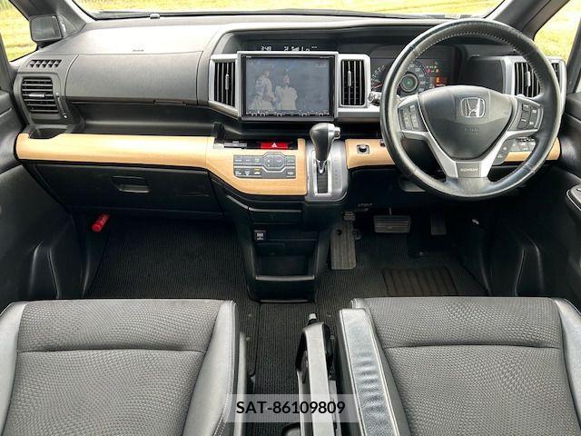 Honda e 2013-09 328305-18