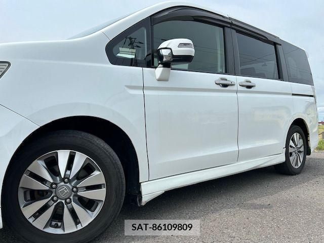 Honda e 2013-09 328305-12
