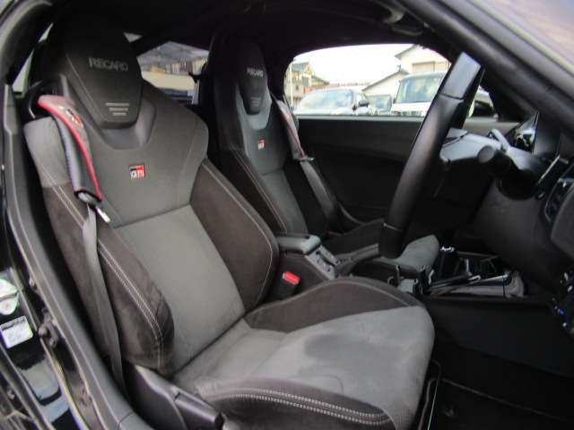 Daihatsu COPEN 2020-01 16082-3