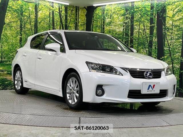 Lexus CT 2011-06 256913-16