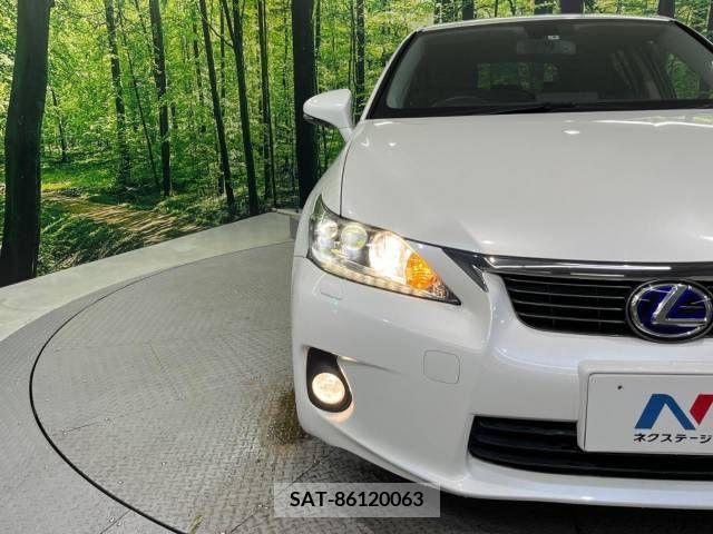 Lexus CT 2011-06 256913-12