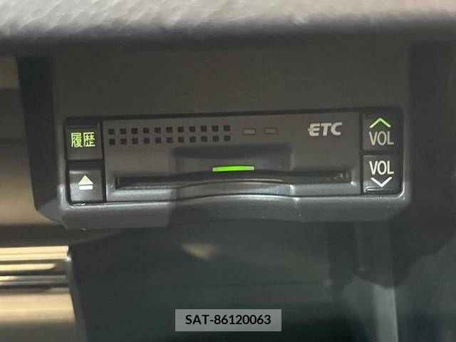 Lexus CT 2011-06 256913-6