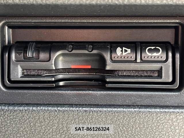 Nissan JUKE 2012-05 256850-4