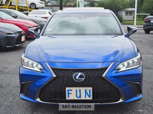 Lexus ES 2020-07 200391-1