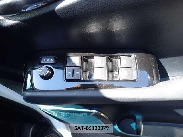 Toyota VELLFIRE 2015-12 369829-12