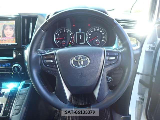 Toyota VELLFIRE 2015-12 369829-19
