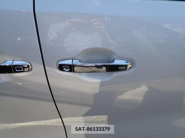 Toyota VELLFIRE 2015-12 369829-10