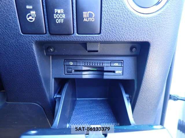 Toyota VELLFIRE 2015-12 369829-15