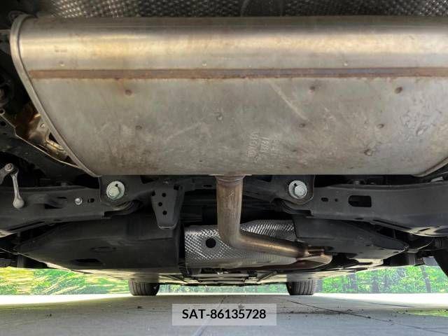 Toyota PRIUS 2019-11 322436-19