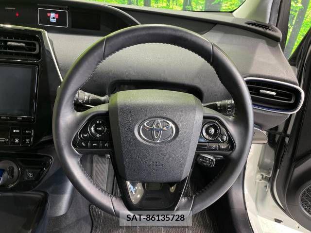 Toyota PRIUS 2019-11 322436-11