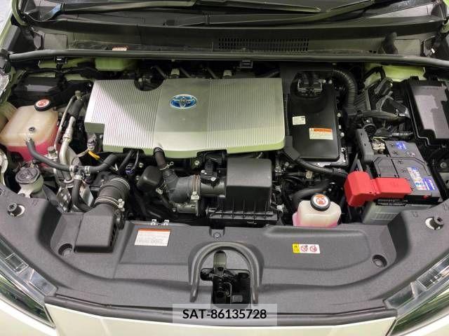 Toyota PRIUS 2019-11 322436-18