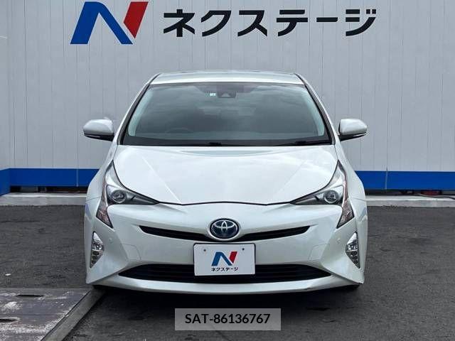 Toyota PRIUS 2016-02 256926-14