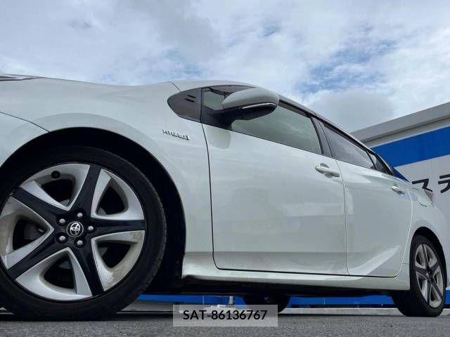 Toyota PRIUS 2016-02 256926-13
