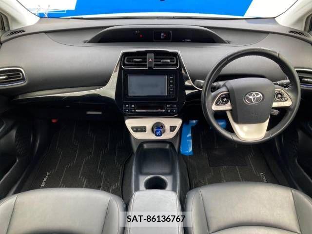 Toyota PRIUS 2016-02 256926-1