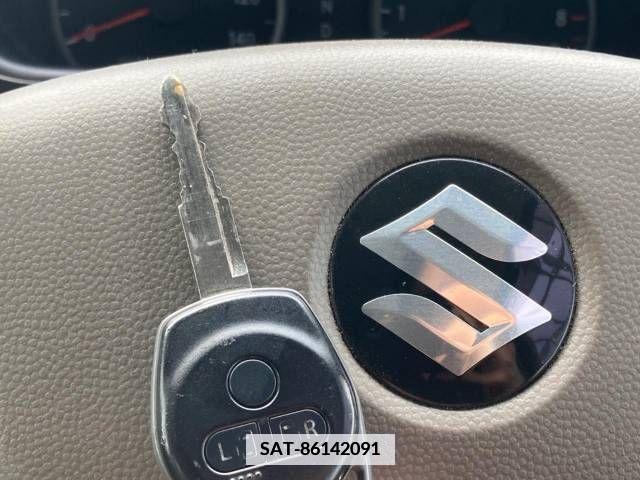 Suzuki EVERY WAGON 2012-02 352679-7