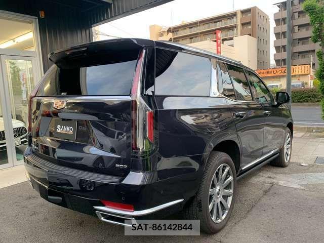Cadillac ESCALADE 2022-06 378701-10