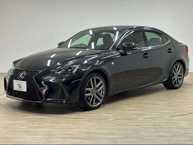 Lexus IS 2017-01 18209-14