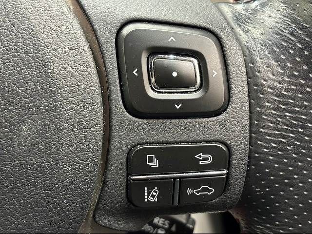 Lexus IS 2017-01 18209-6