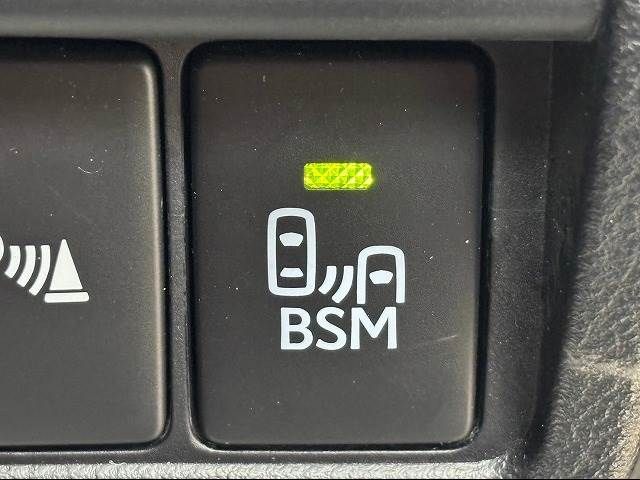 Lexus IS 2017-01 18209-8