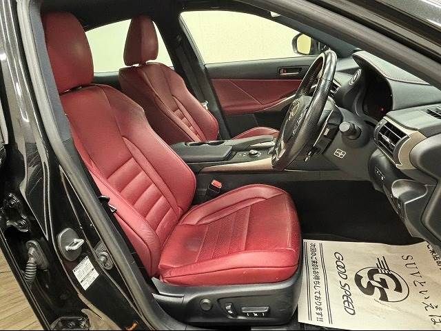 Lexus IS 2017-01 18209-4