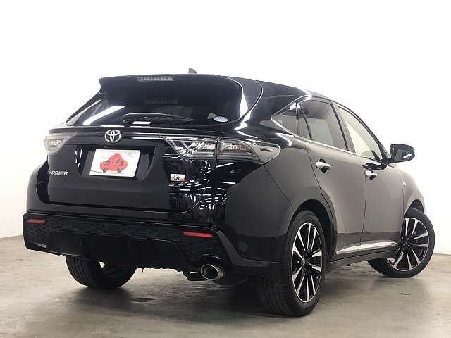 Toyota HARRIER 2017-03 13264-2