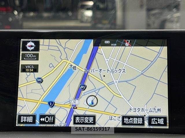 Lexus NX 2016-02 300543-2