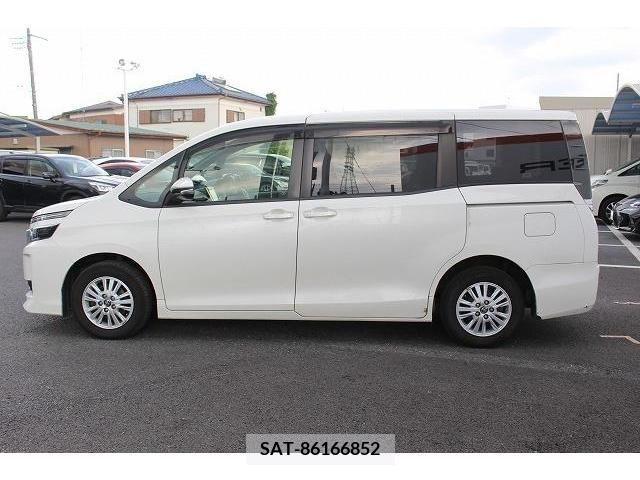 Toyota VOXY 2014-09 370500-8