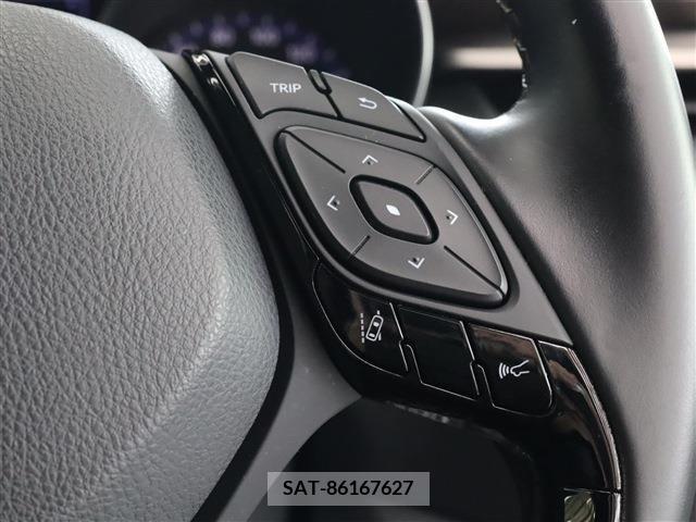 Toyota C-HR 2018-10 294908-28