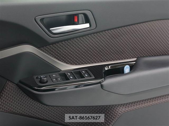 Toyota C-HR 2018-10 294908-5
