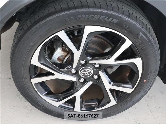 Toyota C-HR 2018-10 294908-7