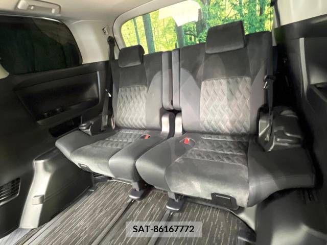 Toyota VELLFIRE 2018-02 217324-10