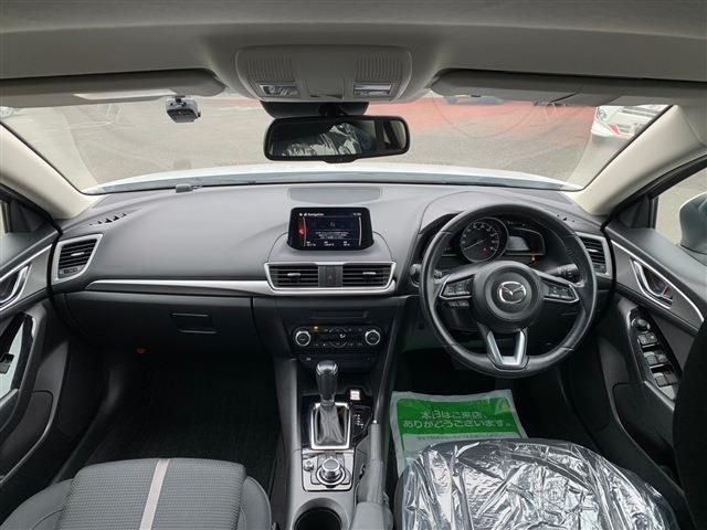 Mazda AXELA SPORT 2018-02 1360-1