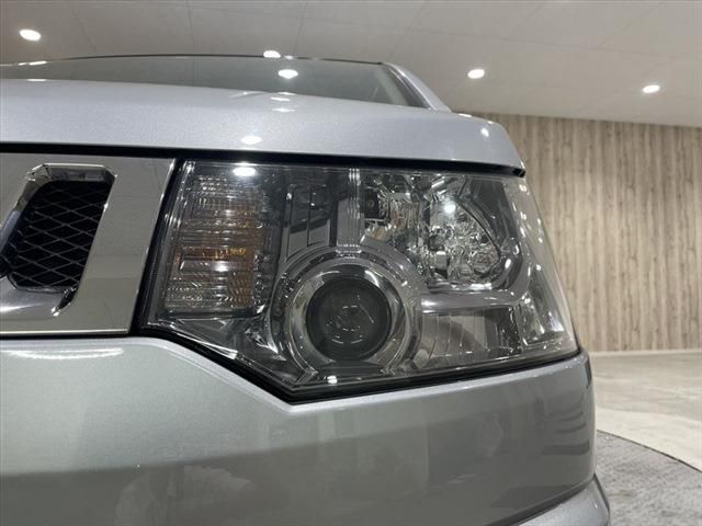 Mitsubishi DELICA D5 2016-03 23190-8