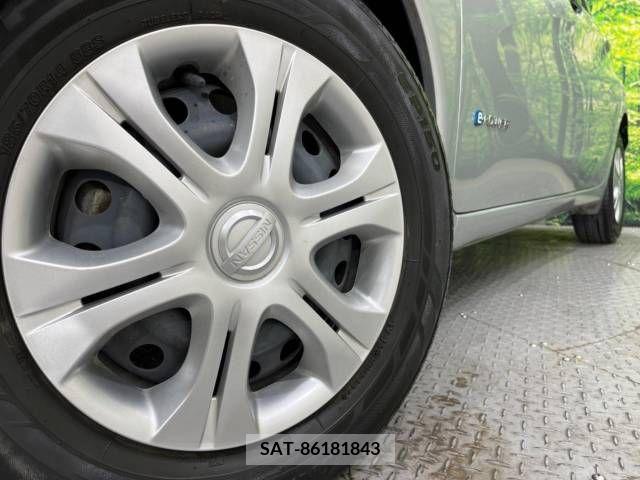 Nissan NOTE 2017-03 305359-14