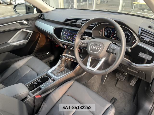 Audi Q3 2021-06 261318-7