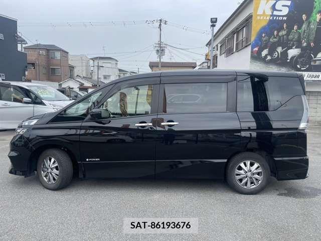Nissan SERENA 2018-03 330704-4