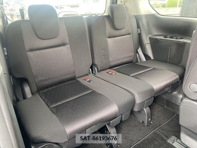 Nissan SERENA 2018-03 330704-18