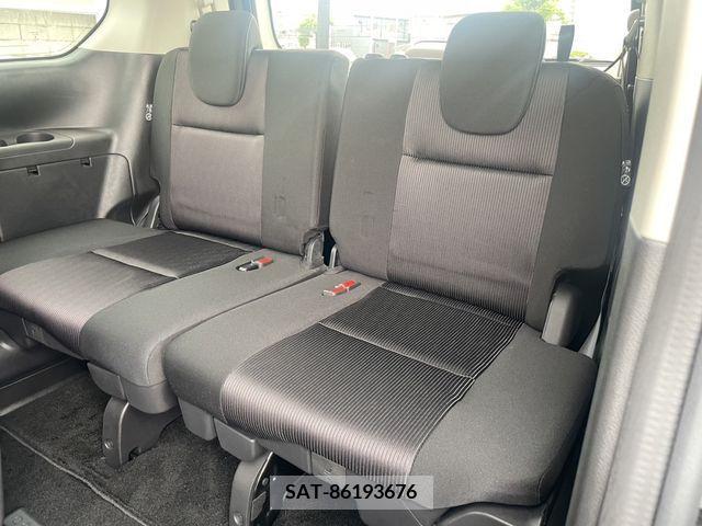 Nissan SERENA 2018-03 330704-19
