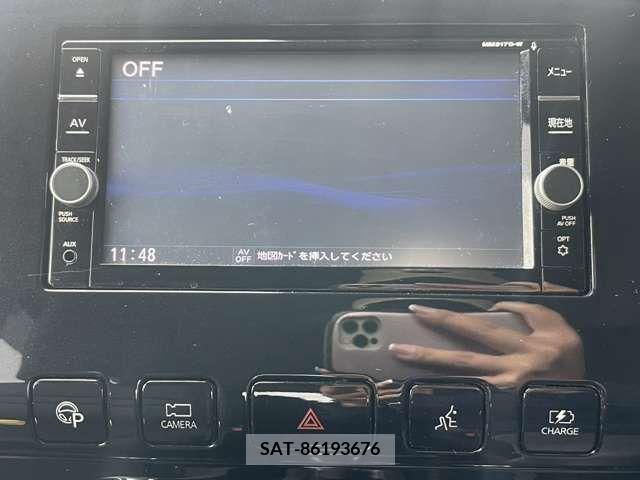 Nissan SERENA 2018-03 330704-9
