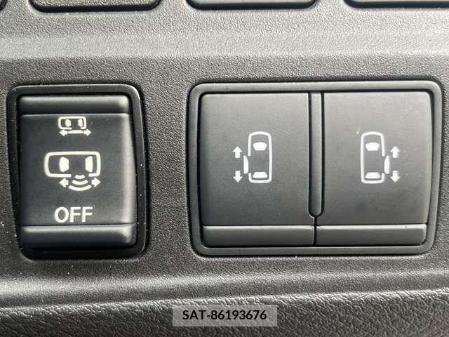 Nissan SERENA 2018-03 330704-7