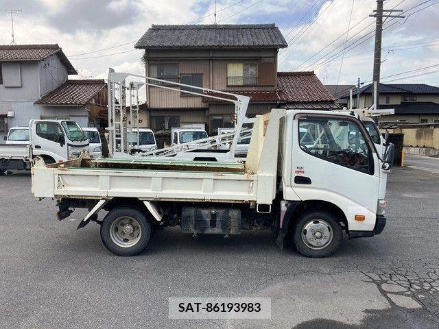 Hino DUTRO 2013-12 267706-8