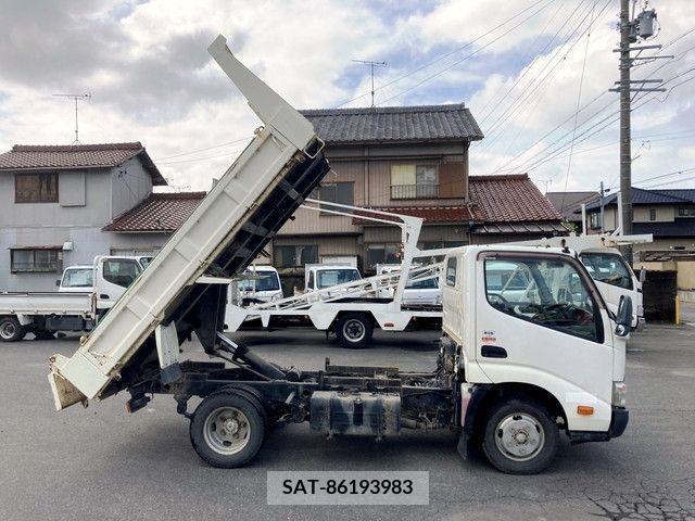 Hino DUTRO 2013-12 267706-12
