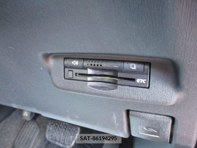 Toyota PRIUS 2011-12 201531-15