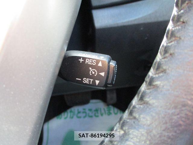 Toyota PRIUS 2011-12 201531-18