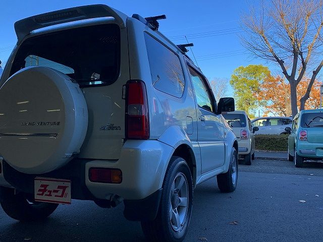 Suzuki JIMNY SIERRA 2007-06 29057-27