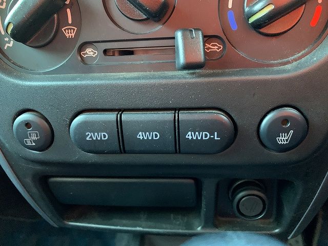 Suzuki JIMNY SIERRA 2007-06 29057-10