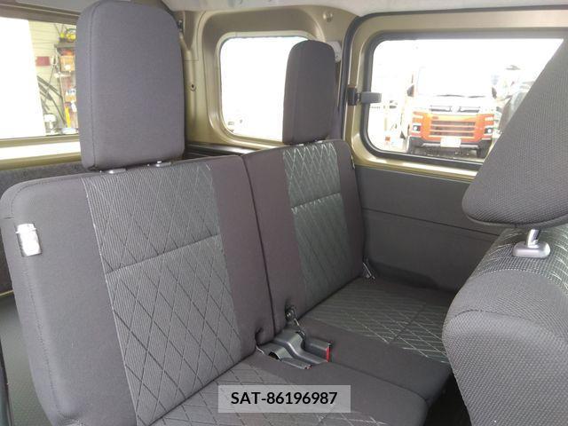 Daihatsu ATRAI 2023-10 292486-17