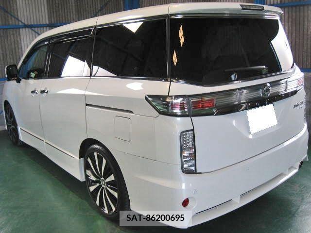 Nissan ELGRAND 2014-03 204993-1
