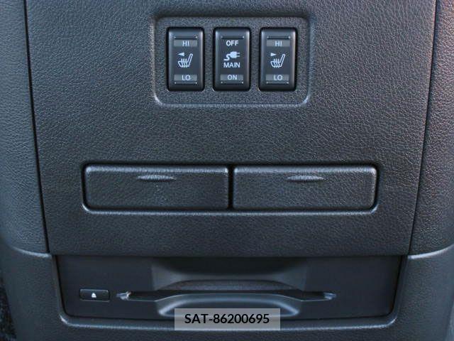 Nissan ELGRAND 2014-03 204993-17