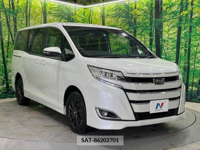 Toyota NOAH 2018-05 321711-17